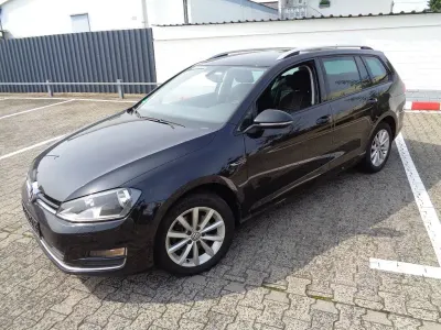 Używany VW Golf VII LOUNGE 150 KM (110 kW) 2016 Czarny Sedan/Limuzyna