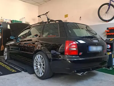 Gebraucht Audi S4 306 PS (225 kW) 1999 Schwarz Kombi
