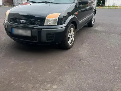 Gebraucht Ford Fusion 75 PS (55 kW) 2004 Schwarz Kleinwagen