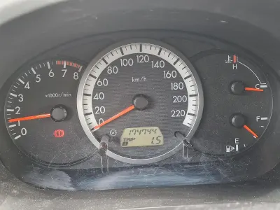 Usata Mazda 5 107 CV (78 kW) 2007 Argento Monovolume