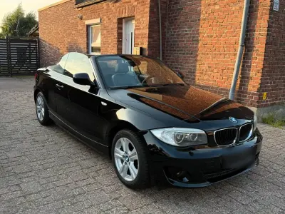 Gebraucht BMW 120 Cabriolet M Sport 170 PS (125 kW) 2012 Schwarz Cabrio