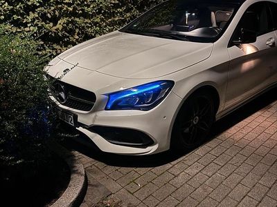 Mercedes CLA180