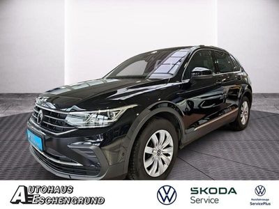 Gebraucht VW Tiguan Move 150 PS (110 kW) 2023 Deep black perleffekt (metallic) SUV