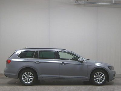 Usata VW Passat Business 150 CV (110 kW) 2024 Grigio Station wagon