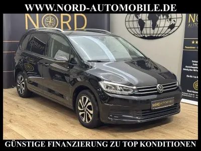 Gebraucht VW Touran Active 150 PS (110 kW) 2023 Schwarz Van / Kleinbus