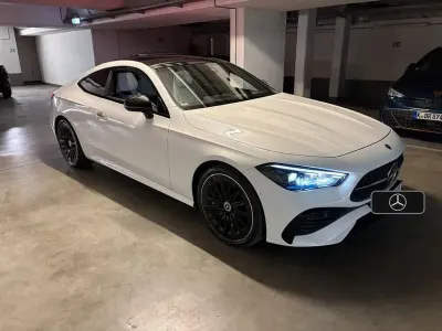 Gebraucht Mercedes CLE450 AMG Line Premium 381 PS (280 kW) 2024 Weiß Coupé