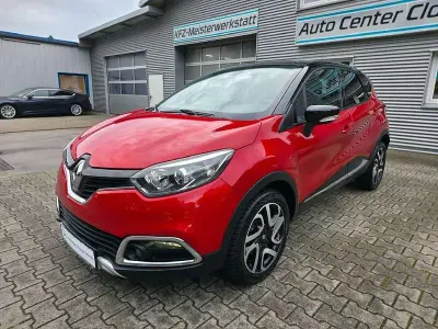 Używany Renault Captur XMOD 118 KM (86 kW) 2016 Czerwony SUV