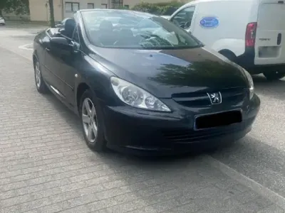 Gebraucht Peugeot 307 CC 136 PS (100 kW) 2004 Schwarz Cabrio