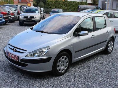 Grau Gebraucht 2002 Peugeot 307 Kleinwagen | 3.890 € (Teuer)