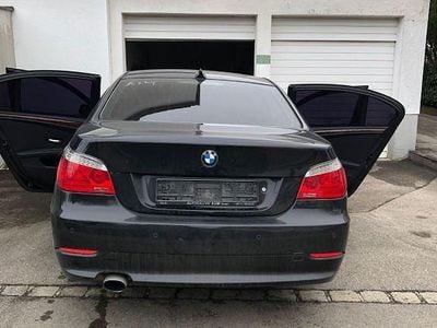Gebraucht BMW 520 163 PS (119 kW) 2008 Schwarz Limousine