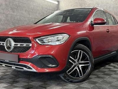Gebraucht Mercedes GLA200 Progressive 150 PS (110 kW) 2023 Rot metallic SUV