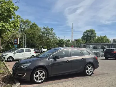 Gebraucht Opel Astra Active 136 PS (100 kW) 2016 Limousine
