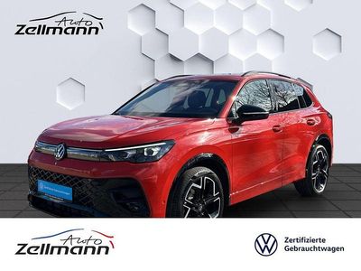 Gebraucht VW Tiguan R-line 150 PS (110 kW) 2025 Rot SUV