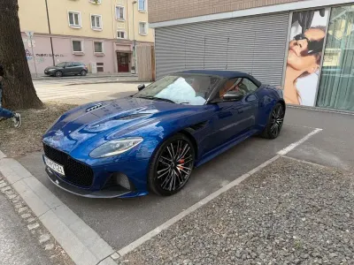 Gebraucht Aston Martin DBS 725 PS (533 kW) 2023 Blau Cabrio