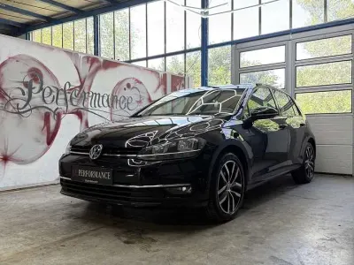 Gebraucht VW Golf VII Join 150 PS (110 kW) 2018 Deep black perleffekt Kleinwagen