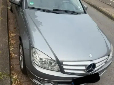 Gebraucht Mercedes 200 136 PS (100 kW) 2010 Grau Kombi