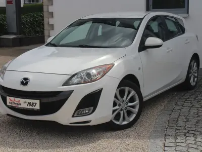 Gebraucht Mazda 3 90th Anniversary 105 PS (77 kW) 2011 Weiß Limousine
