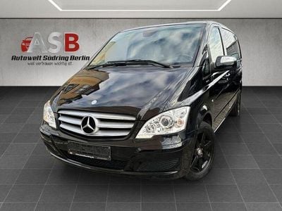 Obsidianschwarz metallic Gebraucht 2012 Mercedes Viano Edition Van / Kleinbus | 18.999 € (Fairer Preis)