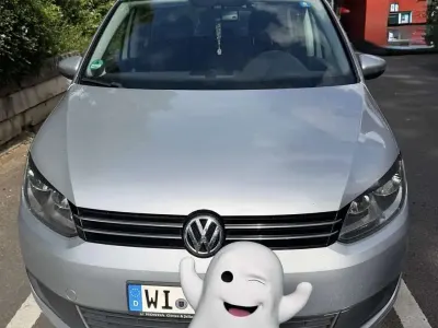 Gebraucht VW Touran Comfortline 140 PS (102 kW) 2013 Silber Van / Kleinbus