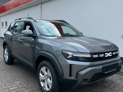 Neu Dacia Duster Journey 131 PS (96 kW) 2025 Grau SUV