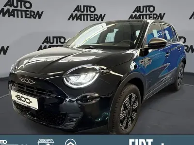 Neu Fiat 600 Business 110 PS (80 kW) 2026 Schwarz SUV