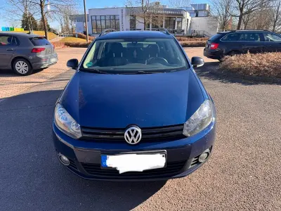 Gebraucht VW Golf VII Match 85 PS (62 kW) 2013 Blau Kombi