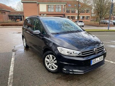 Gebraucht VW Touran Comfortline 150 PS (110 kW) 2019 Schwarz Van / Kleinbus