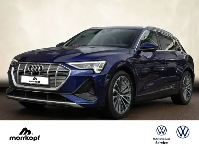 Gebraucht Audi e-tron S-Line 230 kW (313 PS) 2020 Navarrablau, metallic SUV