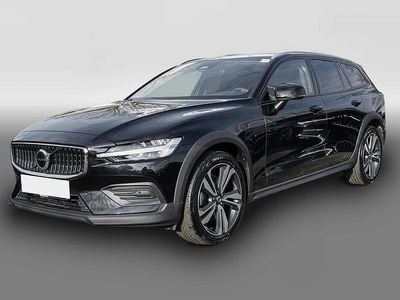 Gebraucht Volvo V60 CC Plus 197 PS (144 kW) 2023 Schwarz Kombi