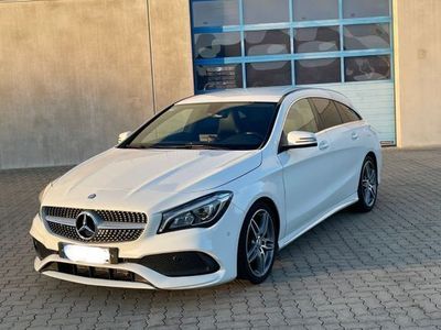 Weiß Gebraucht 2016 Mercedes CLA200 Shooting Brake AMG line Kombi | 19.990 € (Etwas zu teuer)