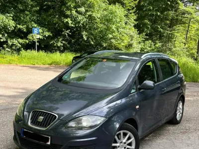 Gebraucht Seat Altea XL 125 PS (91 kW) 2009 Grau Van / Kleinbus
