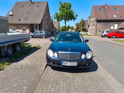 Mercedes E320