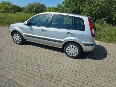 Gebraucht Ford Fusion Style 68 PS (50 kW) 2008 Silber Kleinwagen