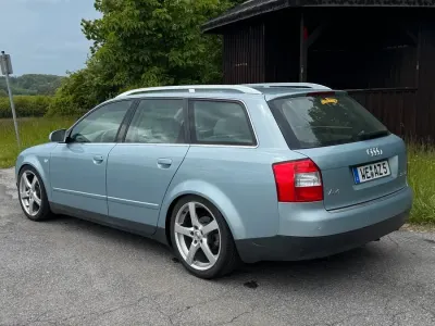 Gebraucht Audi A4 170 PS (125 kW) 2003 Blau Kombi