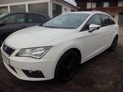 Weiß Gebraucht 2017 Seat Leon ST Style Kombi | 11.950 € (Fairer Preis)