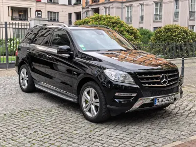 Gebraucht Mercedes ML350 306 PS (225 kW) 2015 Schwarz SUV