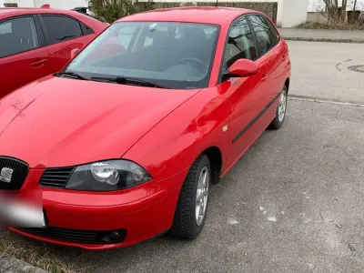 Gebraucht Seat Ibiza 75 PS (55 kW) 2005 Rot Kleinwagen