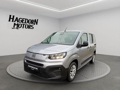 Neu Fiat Doblò 102 PS (75 kW) 2025 Grau Van / Kleinbus