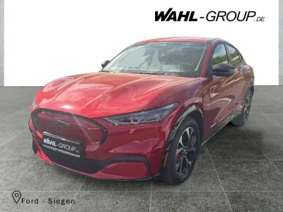 Gebraucht Ford Mustang Mach-E Basis 258 kW (351 PS) 2022 Rot SUV