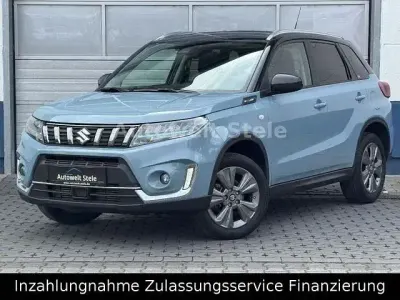 Używany Suzuki Vitara Comfort 129 KM (94 kW) 2023 Niebieski SUV