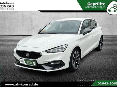 Gebraucht Seat Leon FR 150 PS (110 kW) 2021 Weiß Limousine