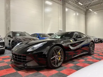 Usata Ferrari F12 741 CV (545 kW) 2015 Nero Coupé