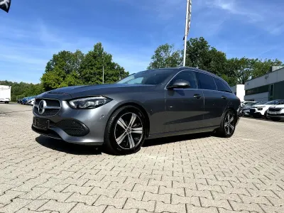 Gebraucht Mercedes 220 Avantgarde 197 PS (144 kW) 2023 Grau Kombi