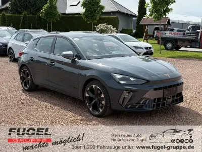 Gebraucht Cupra Leon 150 PS (110 kW) 2024 Blau Limousine