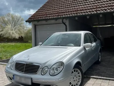 Gebraucht Mercedes E280 231 PS (169 kW) 2006 Silber Limousine