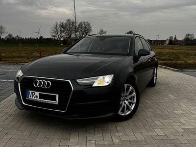 Gebraucht Audi A4 Attraction 150 PS (110 kW) 2016 Grau Kombi