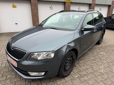 Gebraucht Skoda Octavia Ambition 150 PS (110 kW) 2014 Grau Kleinwagen