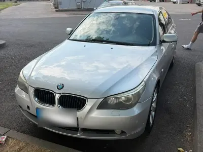 Gebraucht BMW 525 218 PS (160 kW) 2006 Silber Limousine