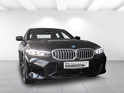 Gebraucht BMW 330e M Sport 292 PS (214 kW) 2025 Black sapphire metallic (schwarz) Limousine