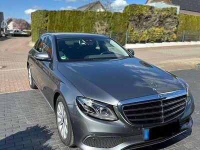 Second-hand Mercedes E350 Avantgarde 299 CP (219 kW) 2018 Gri Berlinǎ
